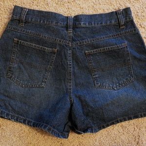 SO vintage Short Shorts w BONUS NWT Butterfly Tank Top!!